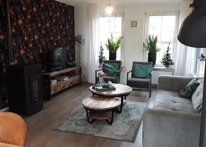 Groot Familiehuis Voor 6 Personen In Landelijke, Rustige Omgeving Hébergement de vacances Breezand (North Holland)