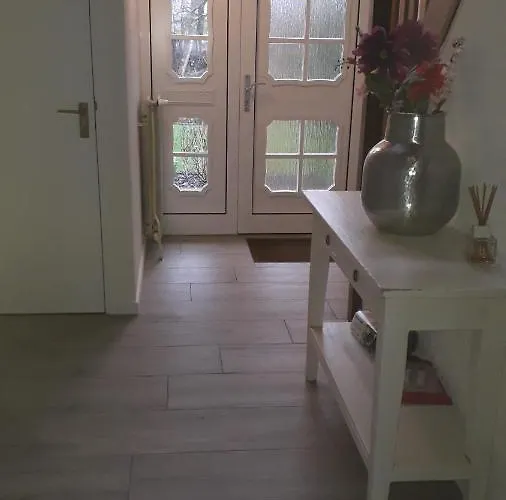 Groot Familiehuis Voor 6 Personen In Landelijke, Rustige Omgeving * Breezand (North Holland)