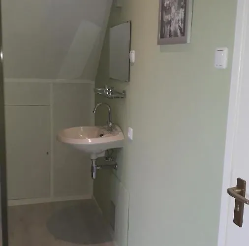 Groot Familiehuis Voor 6 Personen In Landelijke, Rustige Omgeving * Breezand (North Holland)