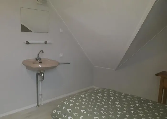 Groot Familiehuis Voor 6 Personen In Landelijke, Rustige Omgeving *